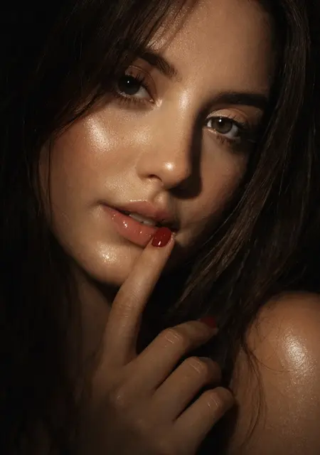 Ангелина из Вены, ищу на сайте знакомства без обязательств