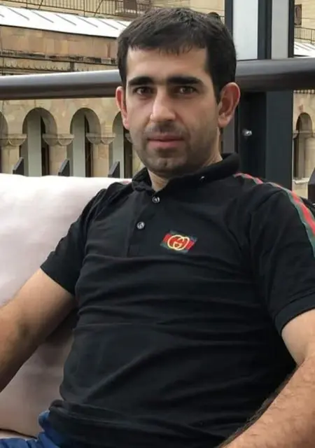 Artur из Еревана, мне 34, познакомлюсь на одну ночь