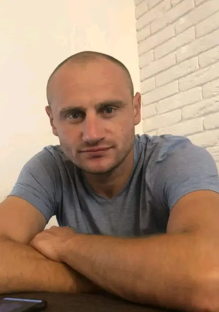 Микола из Чорткова, ищу на сайте знакомства на одну ночь