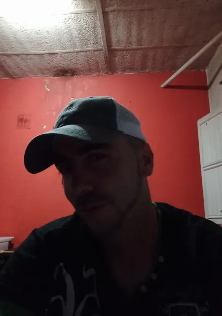 Marcos из Луго, ищу на сайте знакомства на одну ночь