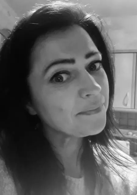 Я Kamila, 39, знакомлюсь в Варшаве