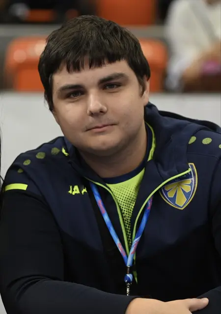 Я Кирилл, 21 років, знайомлюсь без зобов'язань у Броварах