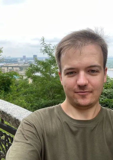 Виктор из Светловодска, ищу на сайте постоянные отношения