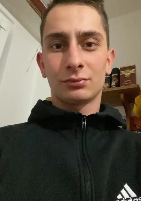 Robin из Моста, ищу на сайте дружбу