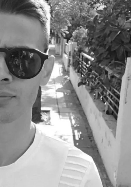 Augustine из Афин, ищу на сайте знакомства без обязательств