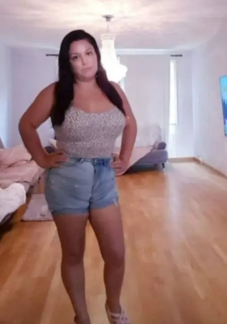 Latina из Стокгольма, мне 41, познакомлюсь