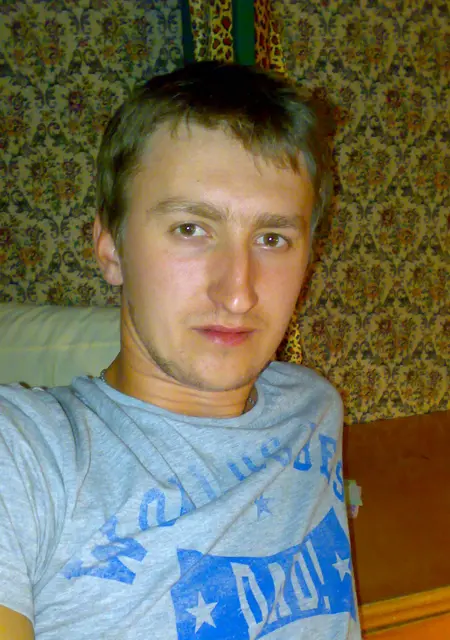 Максим из Чернигова, ищу на сайте знакомства без обязательств