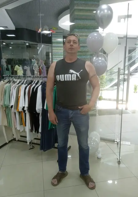 Сергей из Донецка, мне 51, познакомлюсь на одну ночь