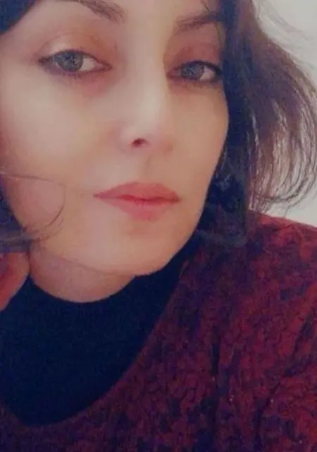 Я Irem, 39, знакомлюсь в Стамбуле