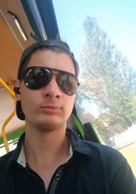 Arthur из Черкасс, мне 27, познакомлюсь для совместных путешествий