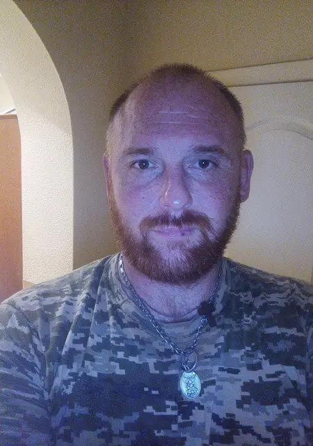 Я Vlad, 41, из Великой Александровки, ищу знакомства на одну ночь