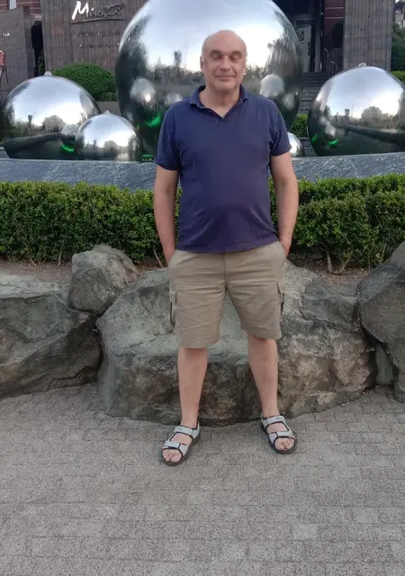 Леха из Трускавца, ищу на сайте приятное времяпровождение