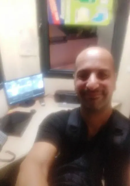 Я Antonio Jose, 45, знакомлюсь для приятного времяпровождения в Афинах