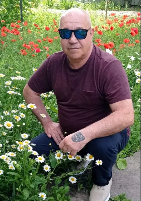 Александр з Києва, шукаю на сайті дружбу