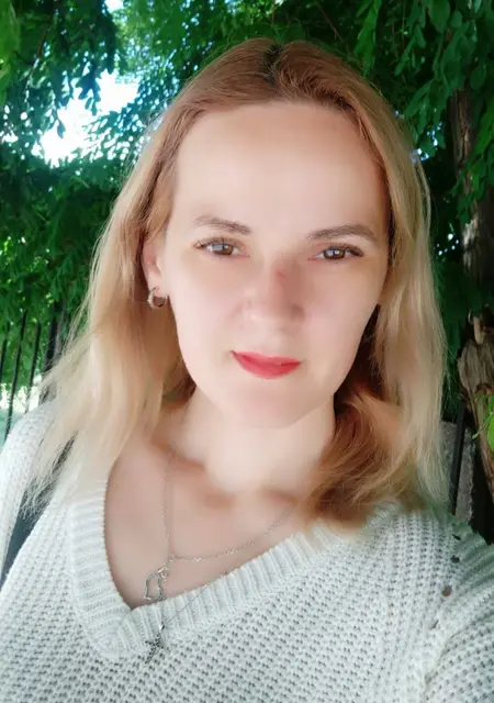 Виктория из Харькова, мне 40, познакомлюсь на одну ночь