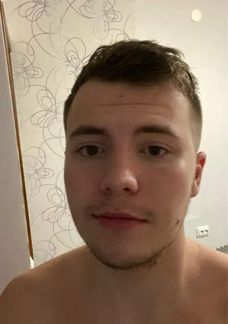 Ярослав из Витебска, мне 19, познакомлюсь для вирта