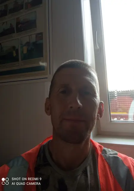 Александр из Гомеля, ищу на сайте постоянные отношения