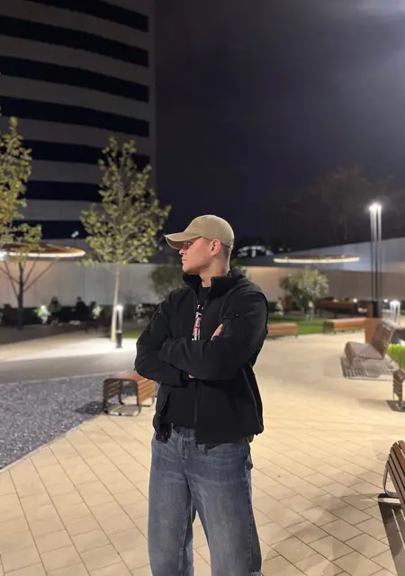 Никита из Каховки, мне 25, познакомлюсь для открытые отношения