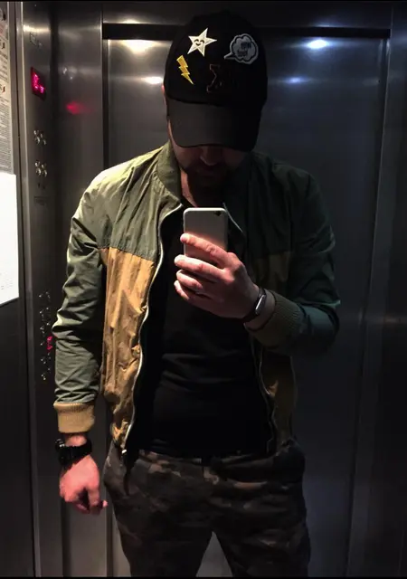 Я Alex, 32, из Хмельницкого, ищу знакомства без обязательств