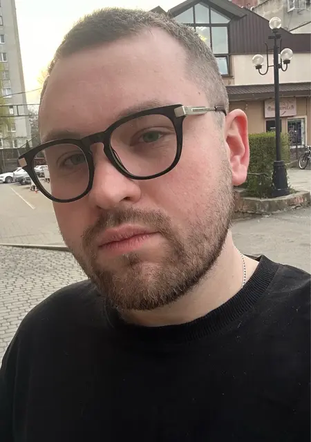 Я Артур, 27, знакомлюсь для общения в Львове