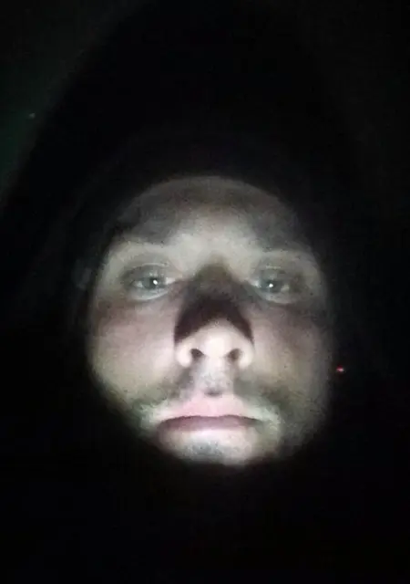 Я Виталик, 28, из Краматорска, ищу знакомства без обязательств