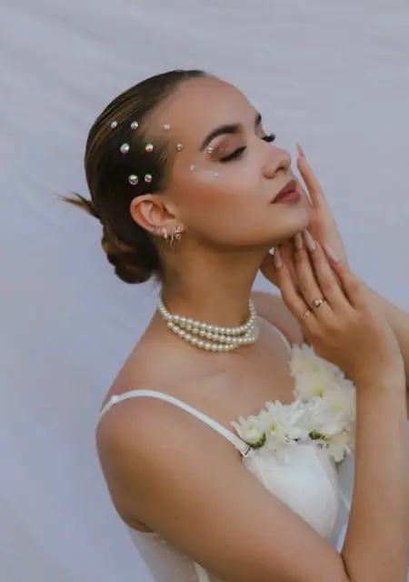 Я Настёна, 20, из Бишкека, ищу знакомство для вирта