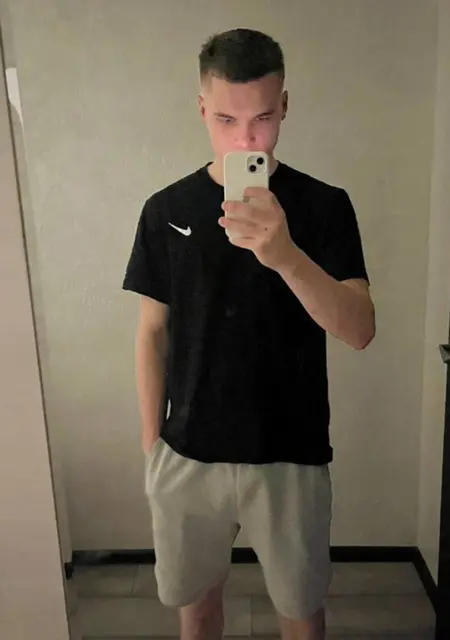 Я Юрий, 26, знакомлюсь для открытые отношения в Витебске