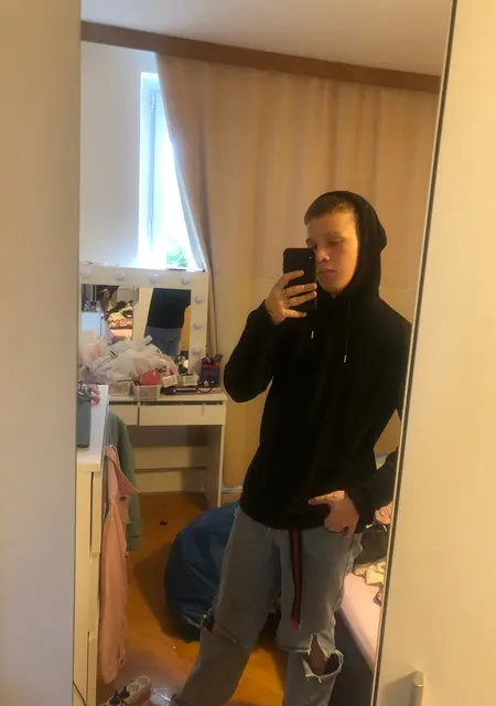 Я Pavel, 22, знакомлюсь без обязательств в Брунталь