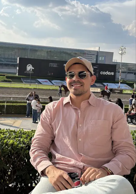 Gustavo de Madrid, busco en el sitio hacer nuevos amigos