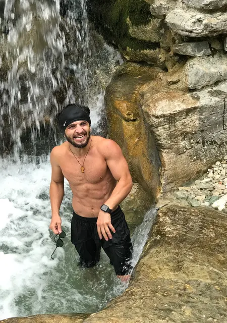 Oto из Тбилиси, ищу на сайте постоянные отношения