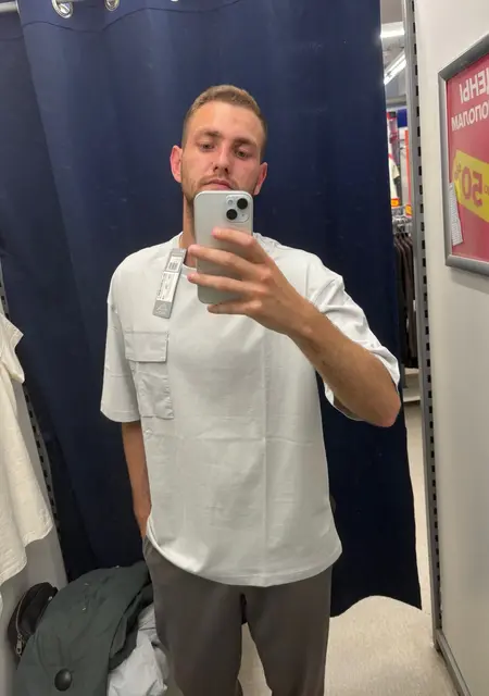 Я Имя, 26, знакомлюсь для открытые отношения в Франкфурте-на-майне