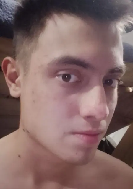 Макс из Риги, ищу на сайте знакомства на одну ночь