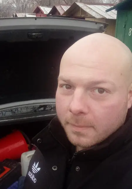 Я Bogdan, 31, знакомлюсь без обязательств в Новопскове