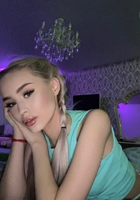 Oliwka из Кракова, мне 20, познакомлюсь без обязательств