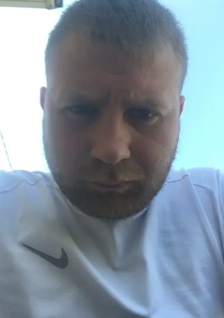 Я Ігор, 27, знакомлюсь на одну ночь в Теплике