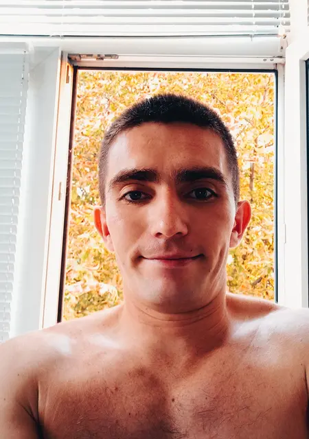 Я Артем, 34, знакомлюсь без обязательств в Черкассах