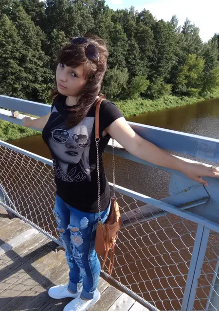 Я Lena, 29, знакомлюсь для общения в Гродно