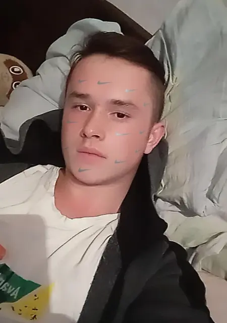 Я Ваня, 21, знакомлюсь для постоянных отношений в Золотоноше