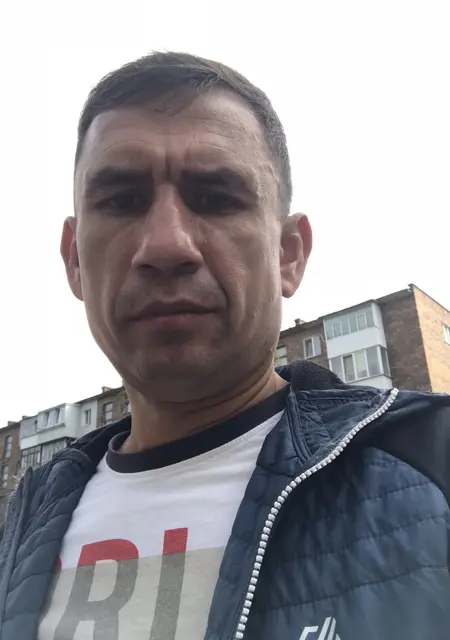 Віталік из Червонограда, мне 45, познакомлюсь для общения