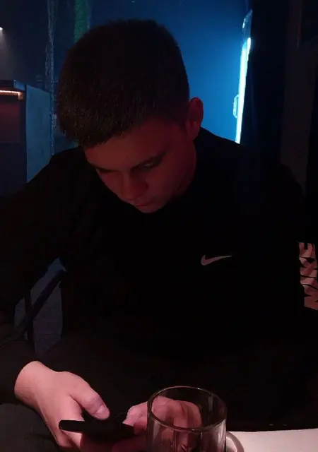 Я Юра, 24, из Вроцлава, ищу знакомство для общения