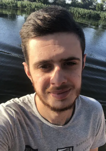Я Артем, 25 років з Херсона, шукаю знайомство для постійних стосунків