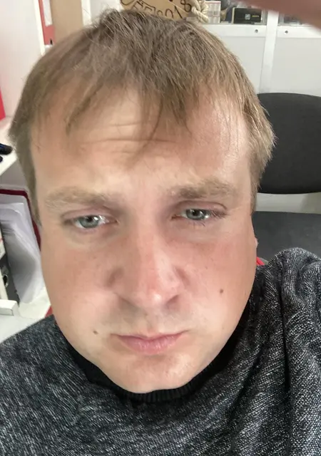 Я Артём, 35, из Гомеля, ищу знакомства без обязательств