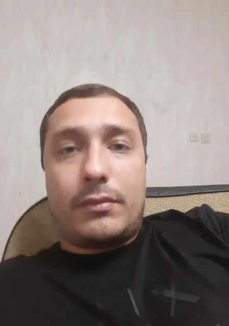 Владимир из Луганска, мне 39, познакомлюсь без обязательств