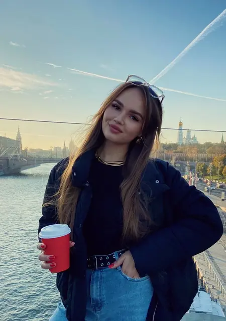 Я Zlata, 26, из Берлина, ищу знакомство для вирта