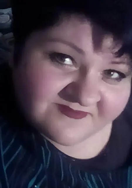 Я Ната, 39, знакомлюсь для дружбы в Алчевске