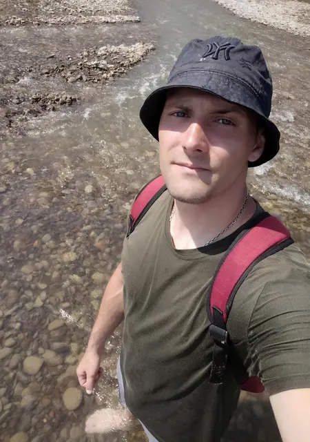 Я Александр, 31, знакомлюсь без обязательств в Вижнице