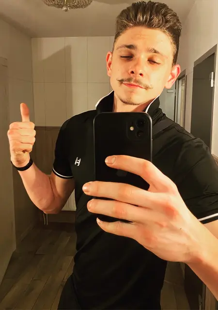 Сергій из Одессы, мне 23, познакомлюсь для постоянных отношений