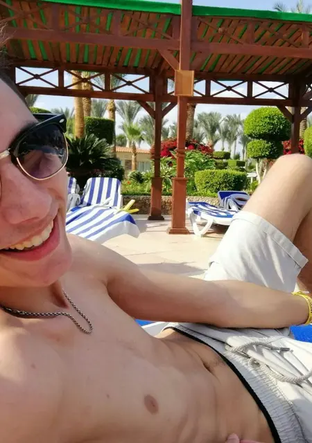 Я Денис, 27, из Чернигова, ищу знакомство для вирта