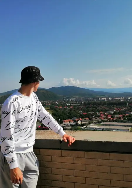 Oleksandr из Сарн, ищу на сайте приятное времяпровождение