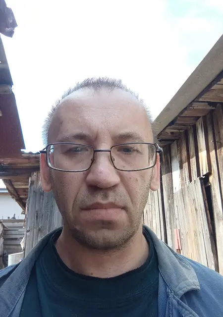 Я Aliaksandr, 47, из Витебска, ищу знакомство для общения